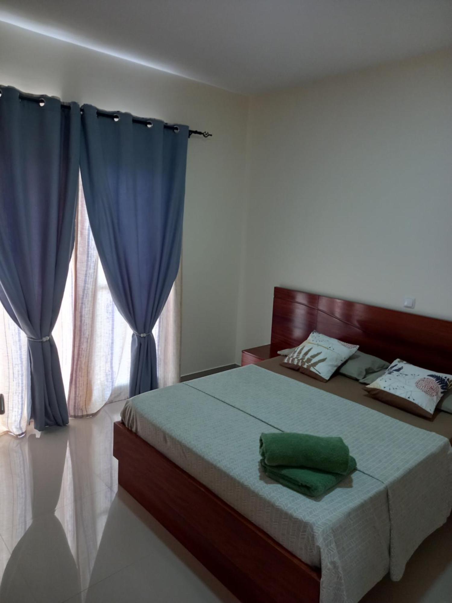Appartement Nifa House à Espargos Extérieur photo