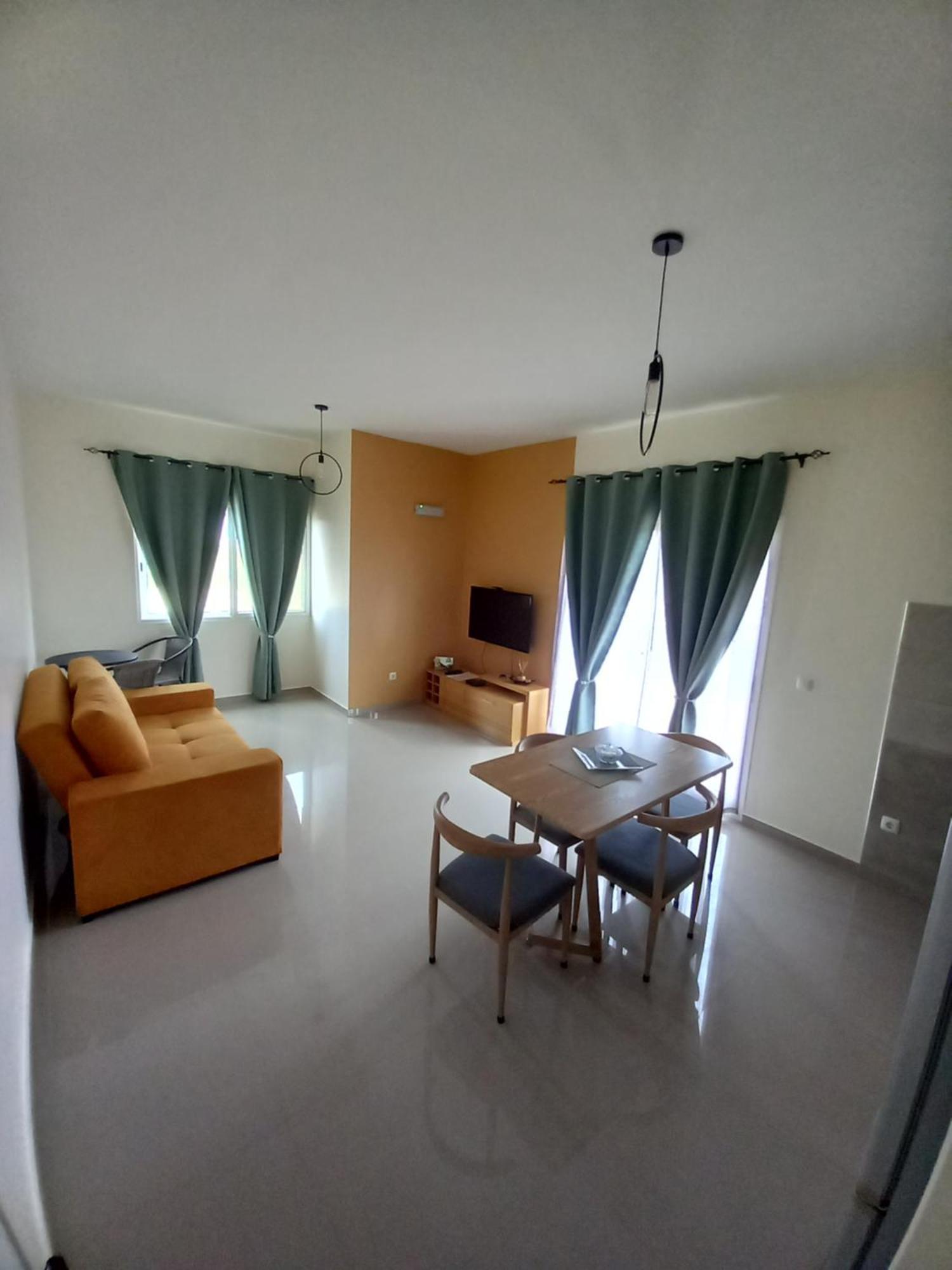 Appartement Nifa House à Espargos Extérieur photo